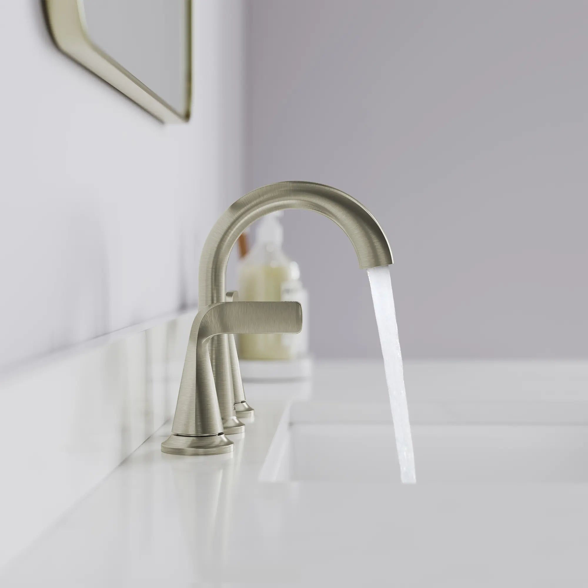 Eastway Two-Handle 8-Inch Widespread Bathroom Faucet — thumbnail 2